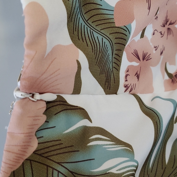 BEAUTIFUL SHEIN SUMMER ROMPER - Picture 5 of 6